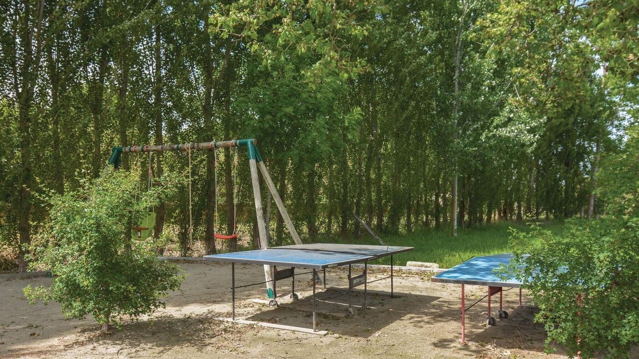 Photo of Others in Le Sambuc