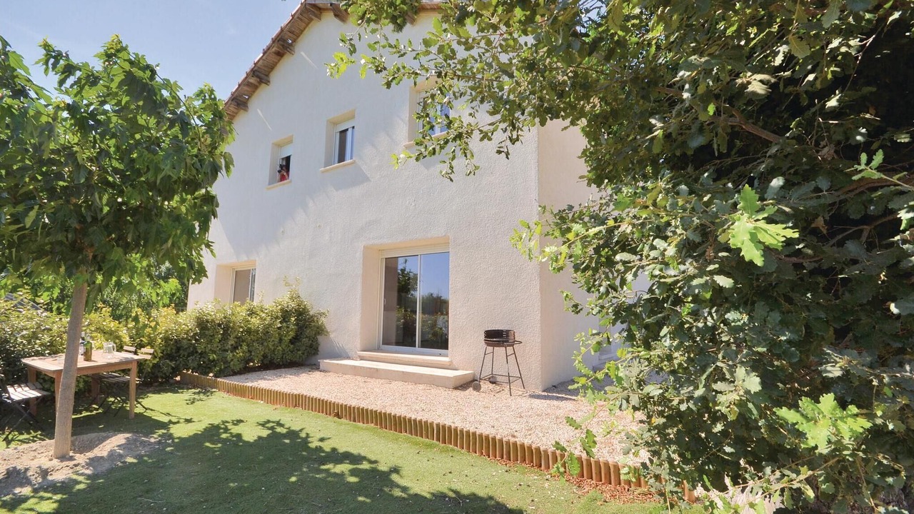 Photo of Others in Le Sambuc