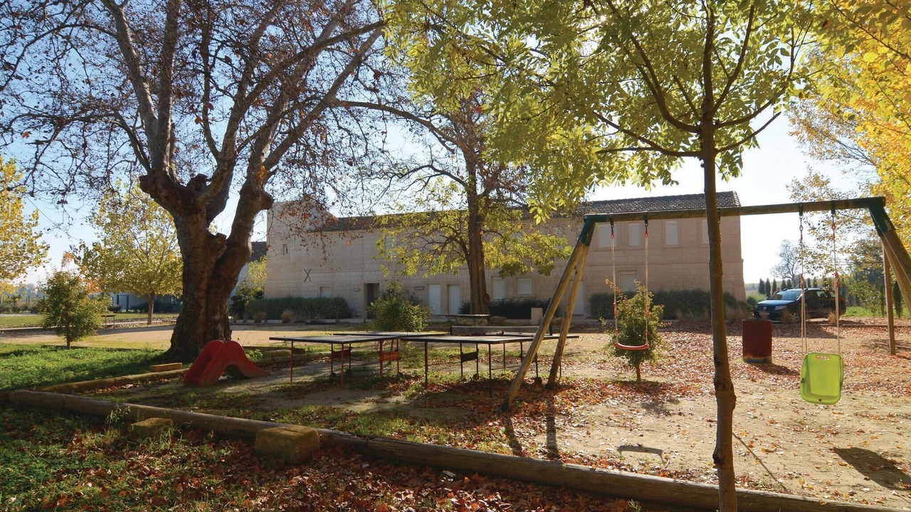 Photo of Others in Le Sambuc