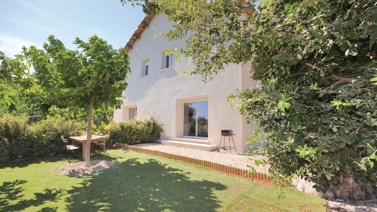 Photo of Others in Le Sambuc