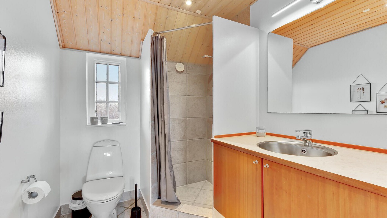 Photo of Bathroom in Ringkobing