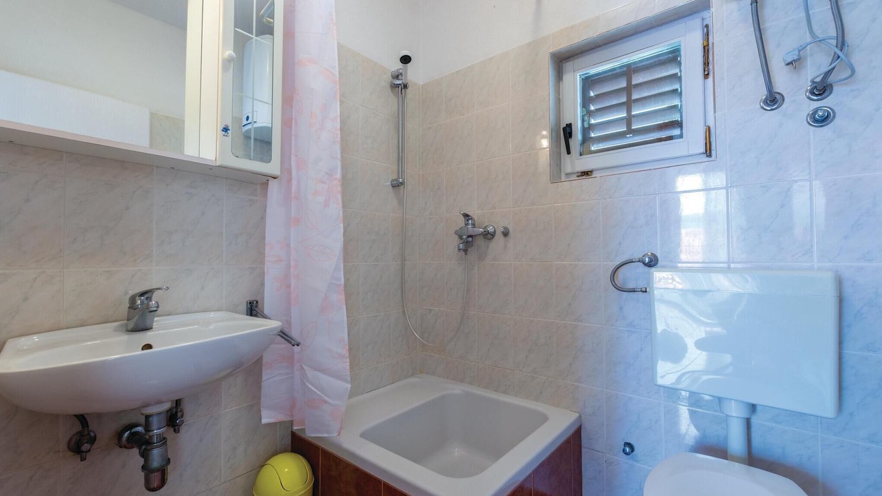 Photo of Bathroom in Okrug Donji