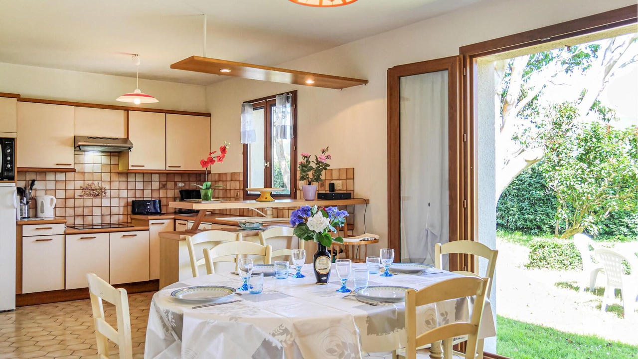 Photo of Bedroom in Pirou