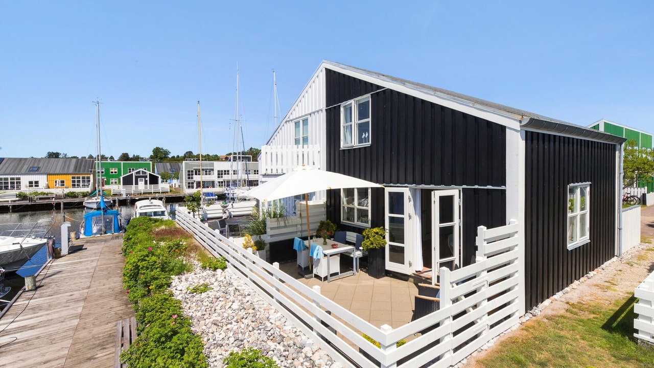 Photo of Others in Øer Strand