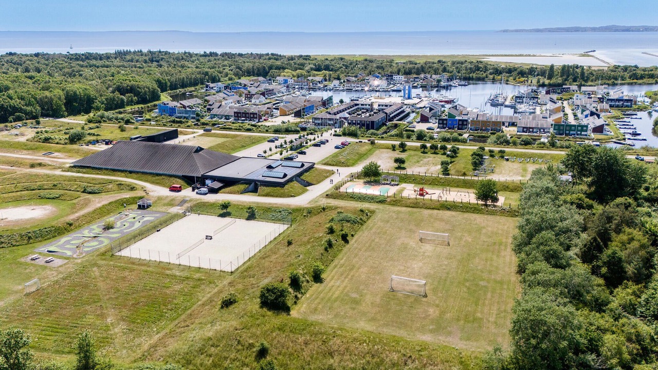 Photo of Others in Øer Strand