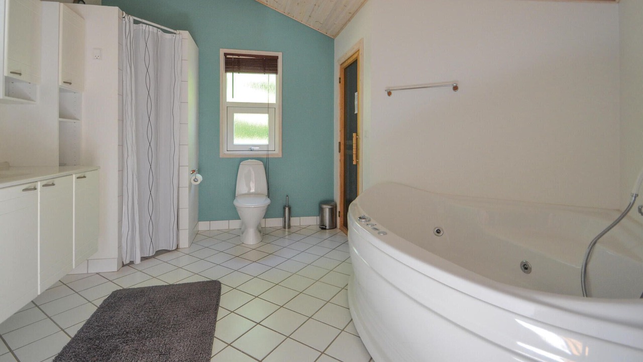 Photo of Bathroom in Fjellerup Strand