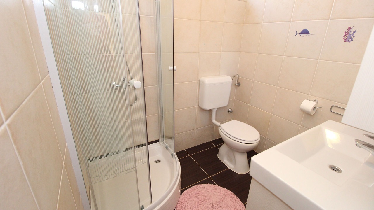 Photo of Bathroom in Kolan