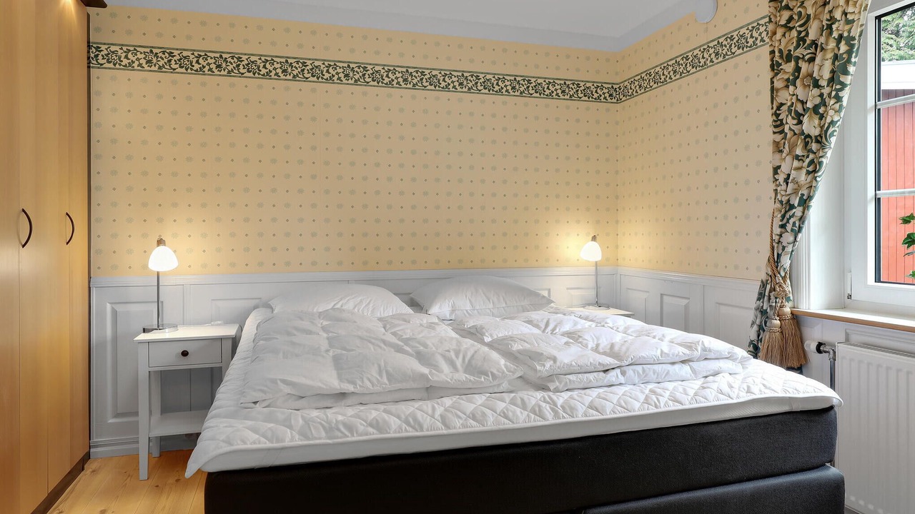 Photo of Others in Ronne