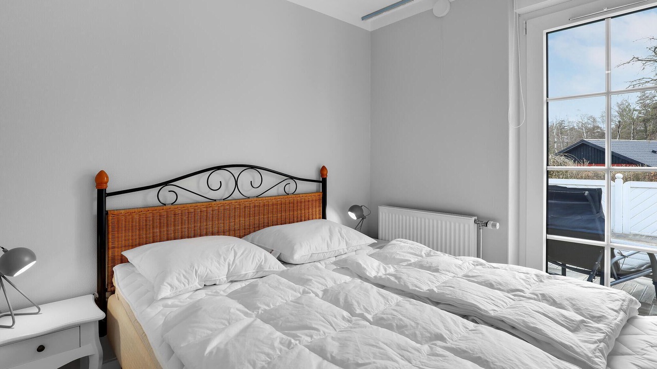 Photo of Others in Ronne