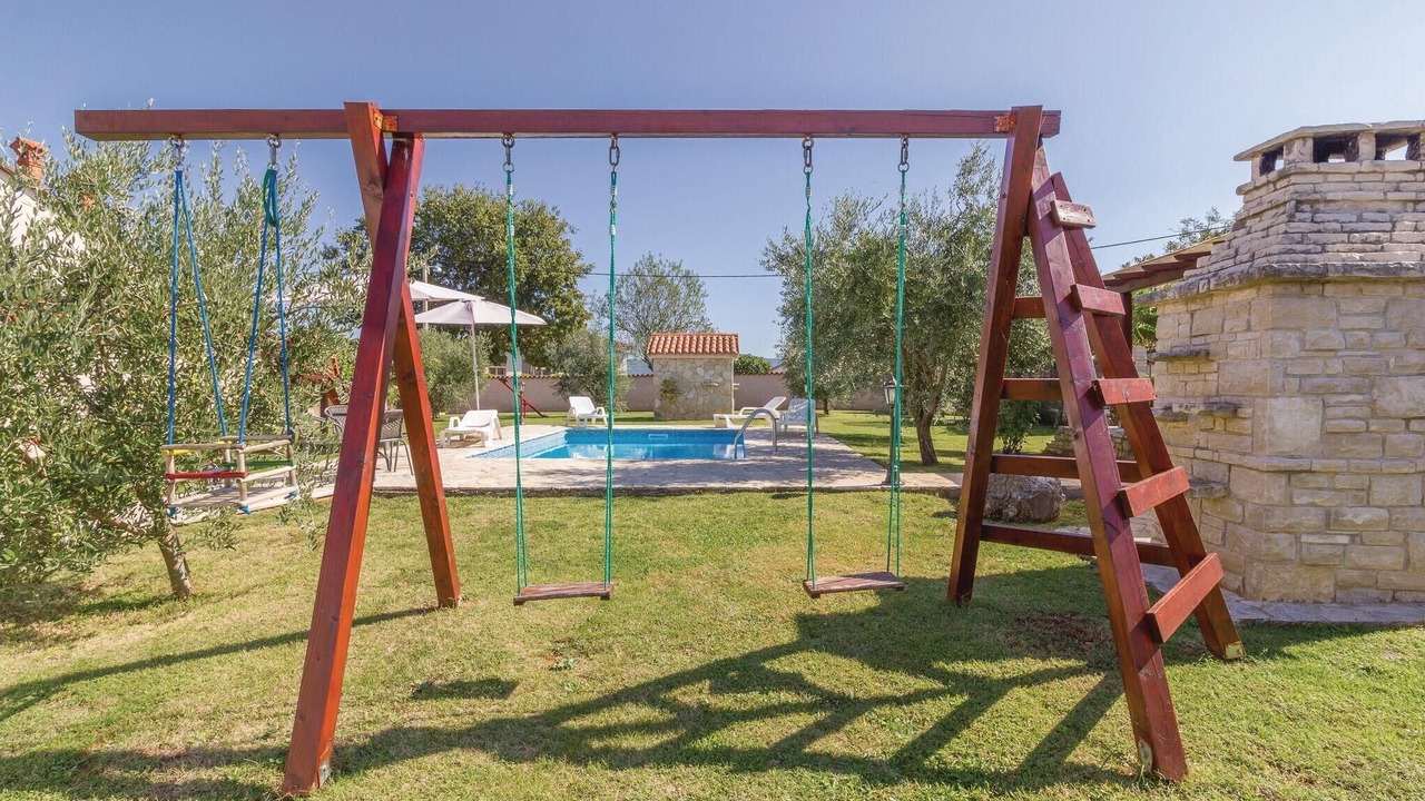 Photo of Outdoor in Rebici