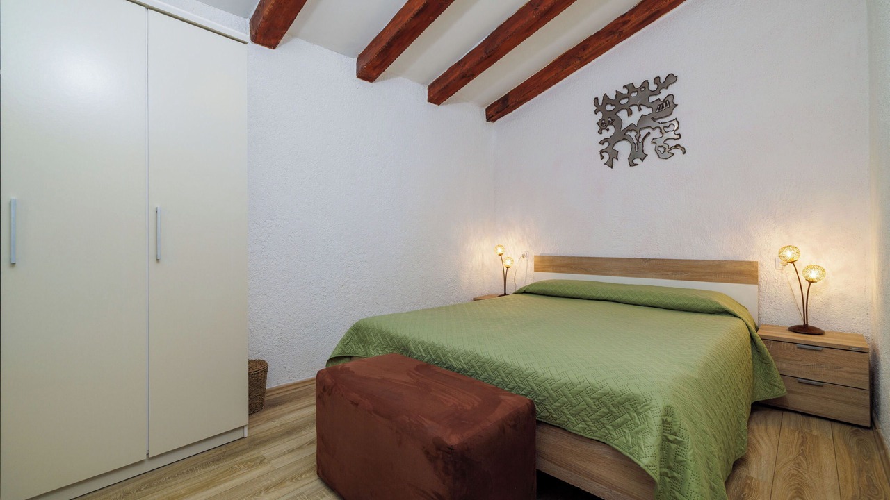 Photo of Bedroom in Plomin