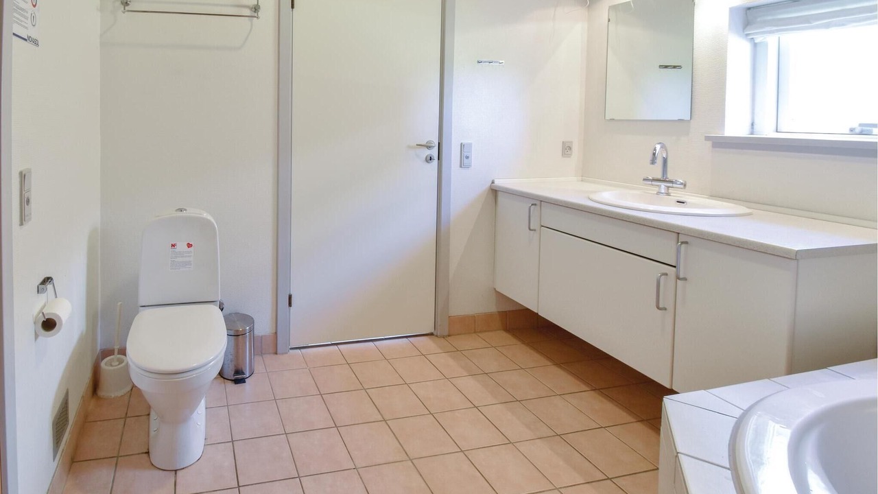 Photo of Bathroom in Faaborg