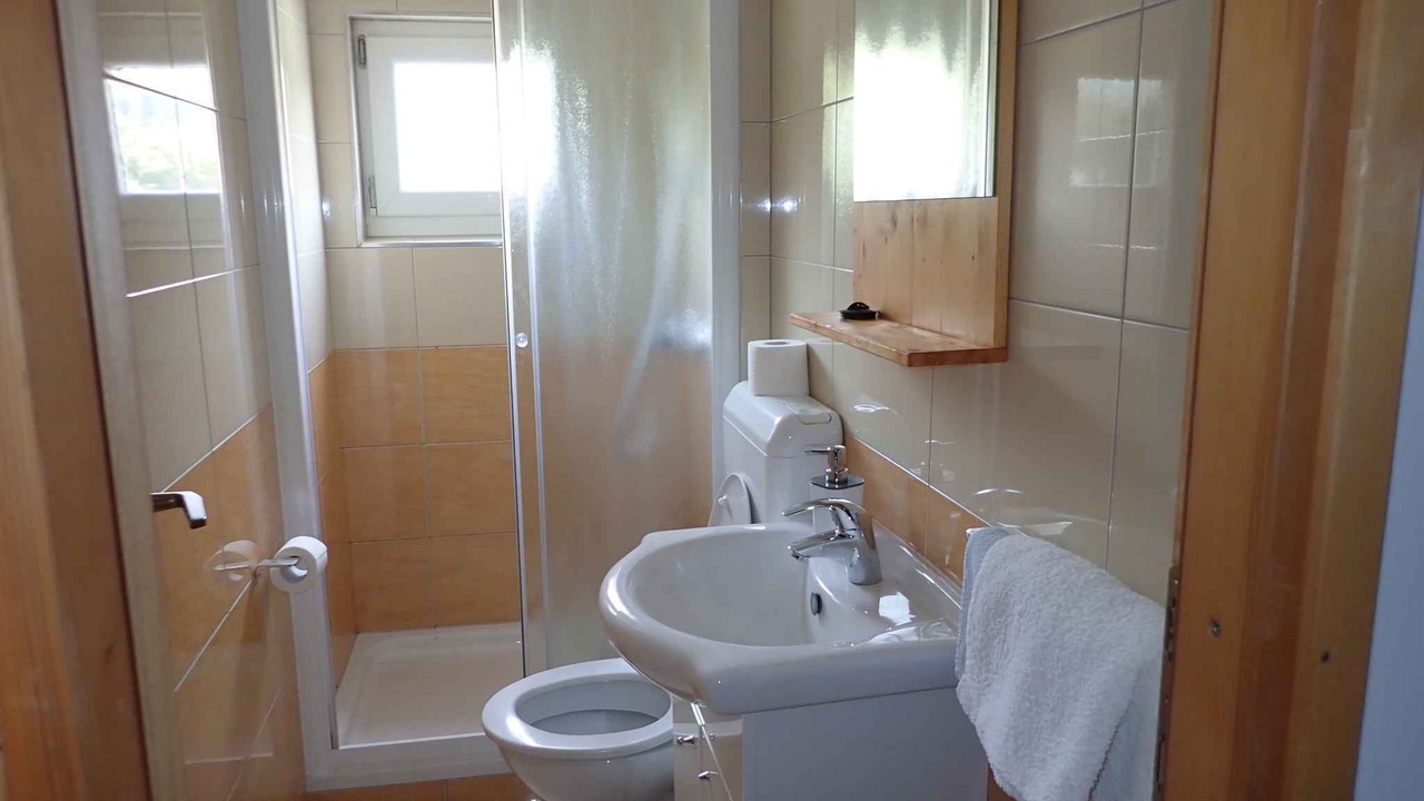 Photo of Bathroom in Seline