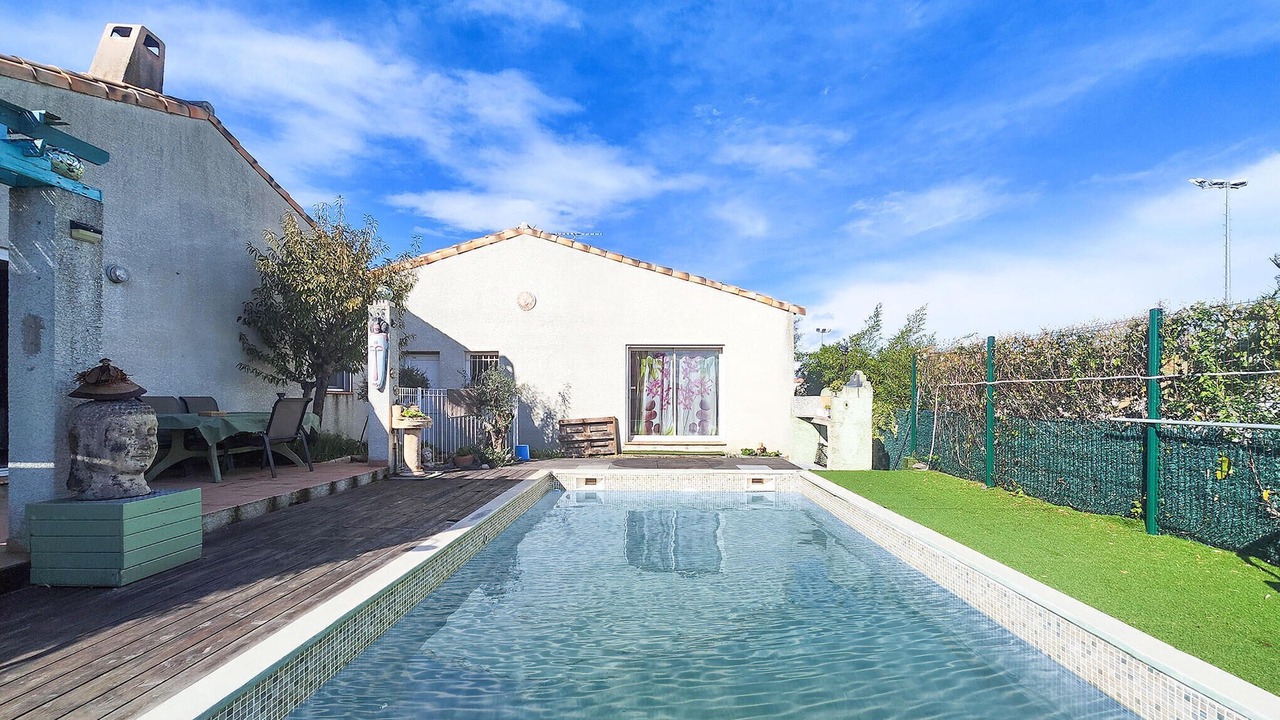 Photo of Others in Servian