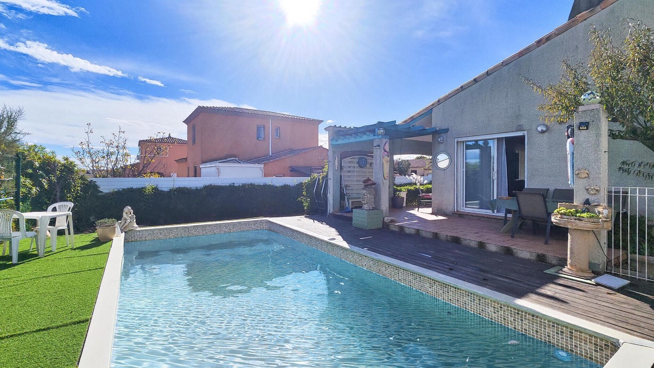 Photo of Others in Servian