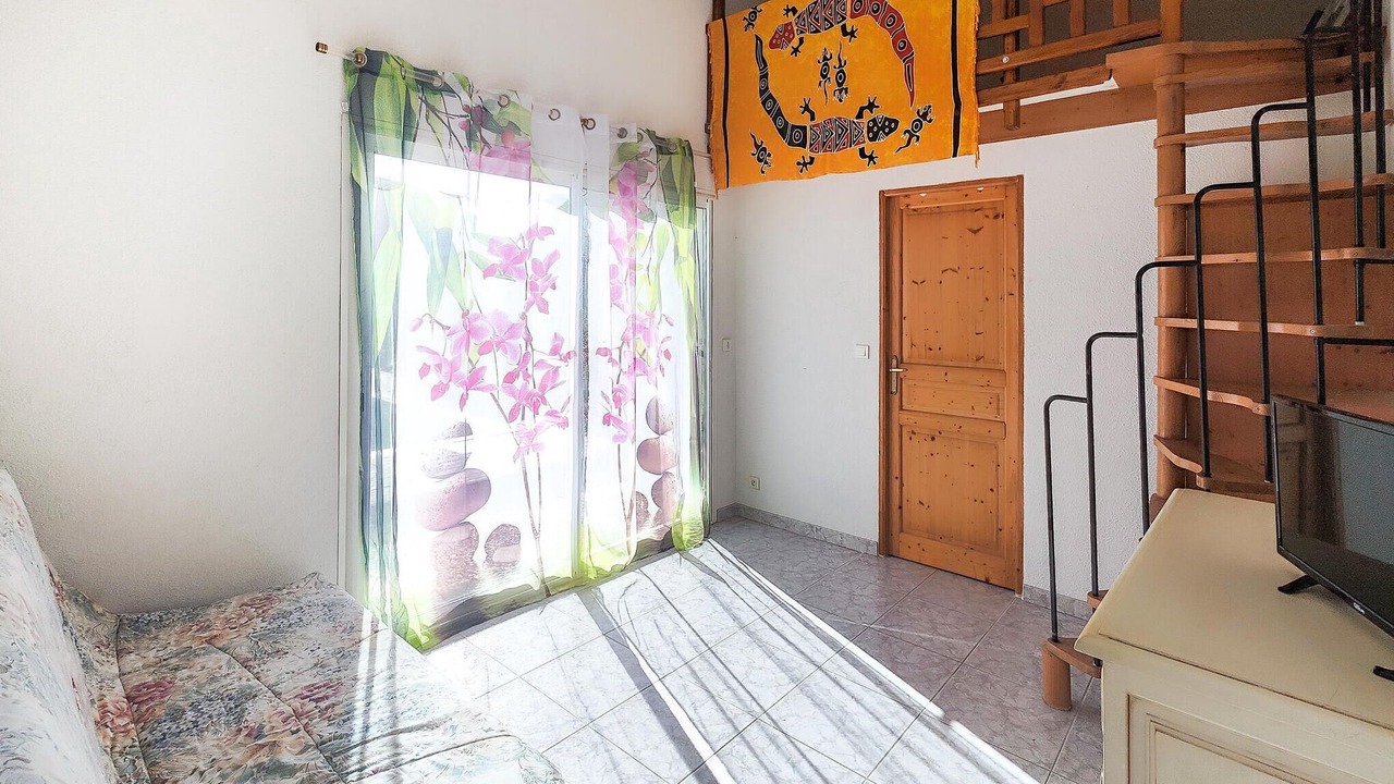 Photo of Bedroom in Servian