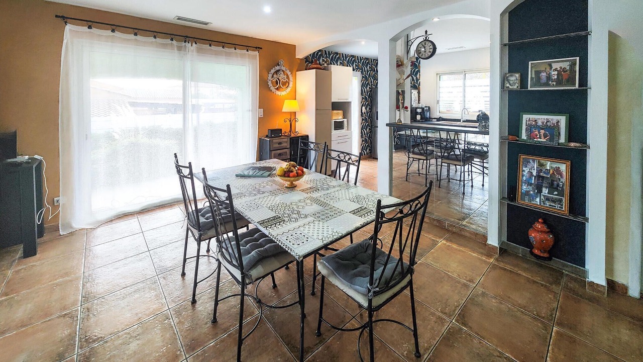 Photo of Bedroom in Servian