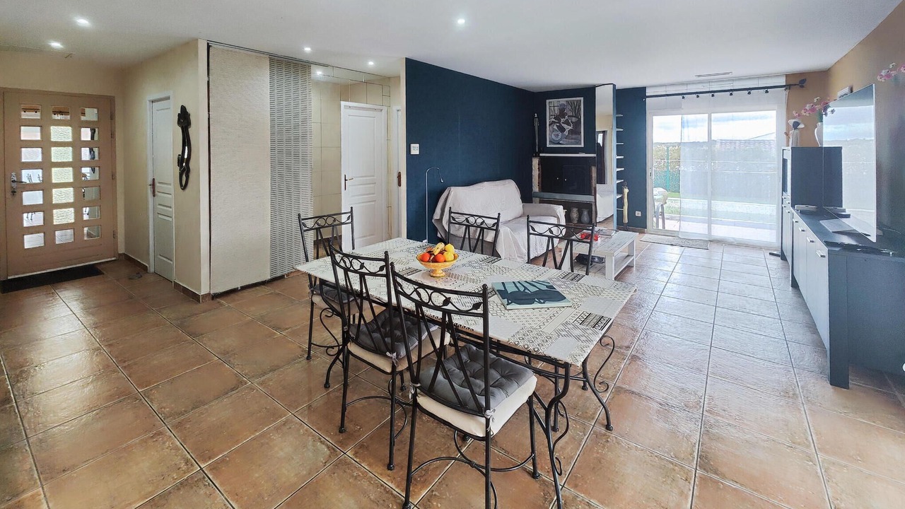 Photo of Bedroom in Servian