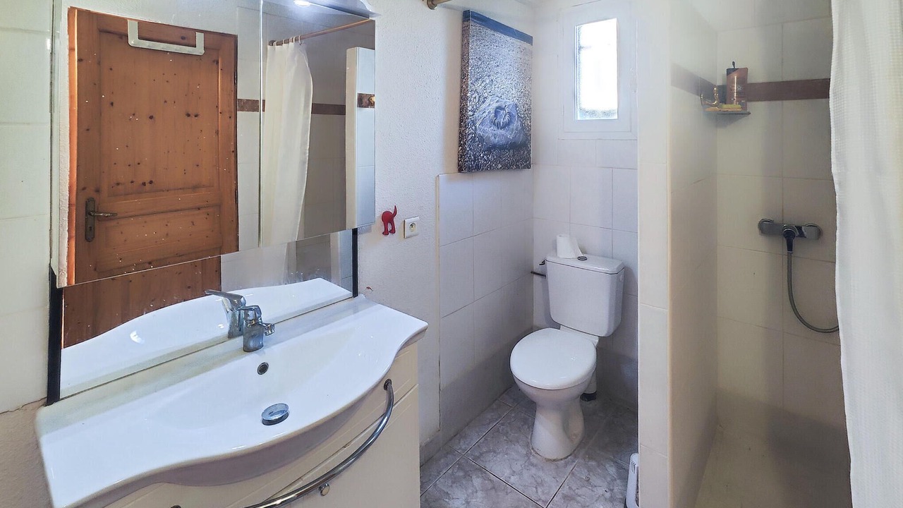 Photo of Bathroom in Servian