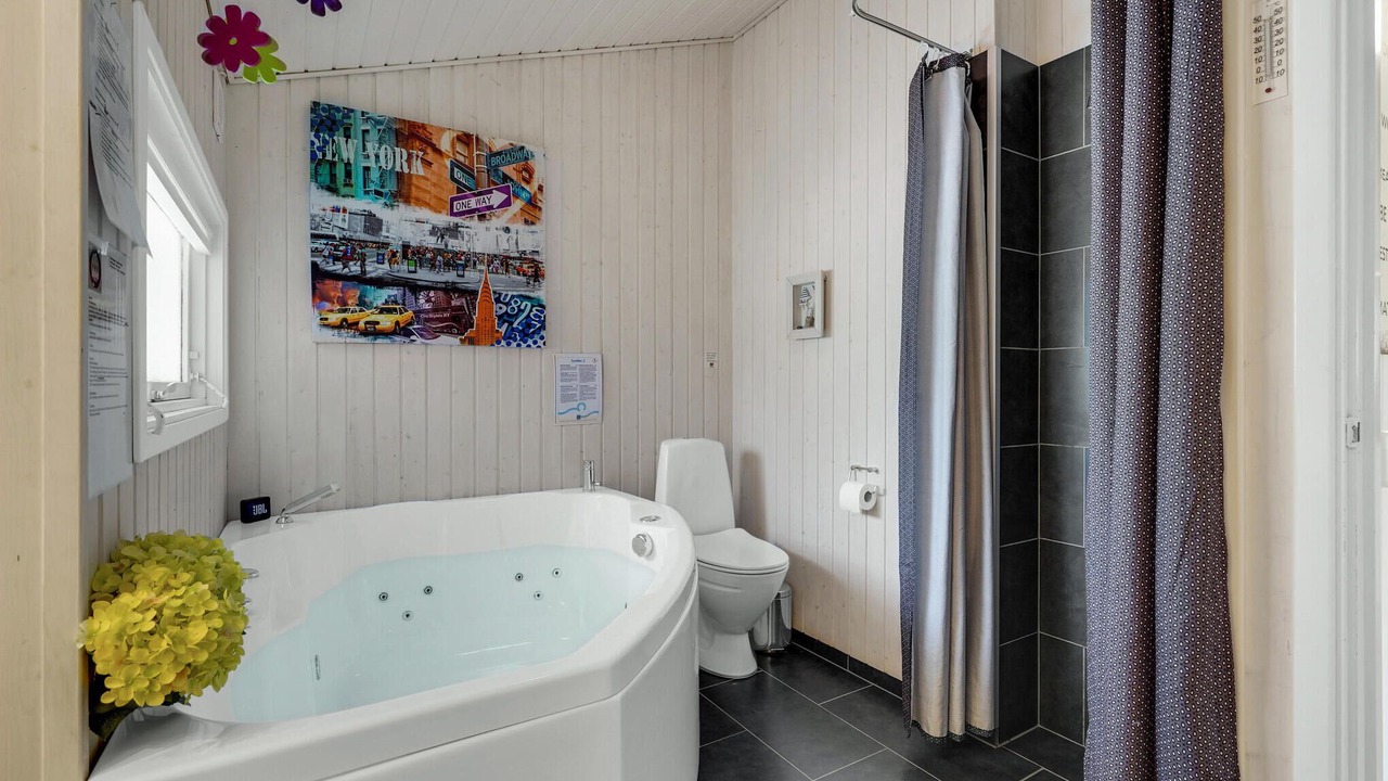 Photo of Bathroom in Jegum