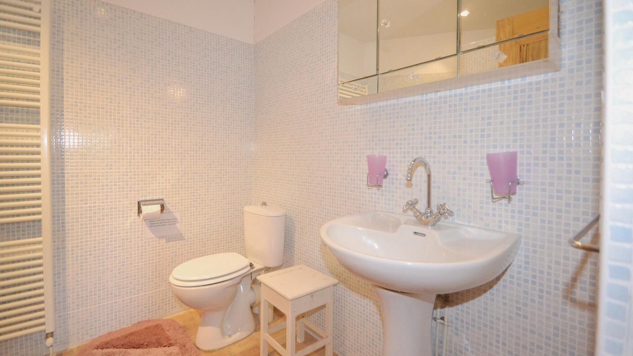 Photo of Bathroom in Roynac