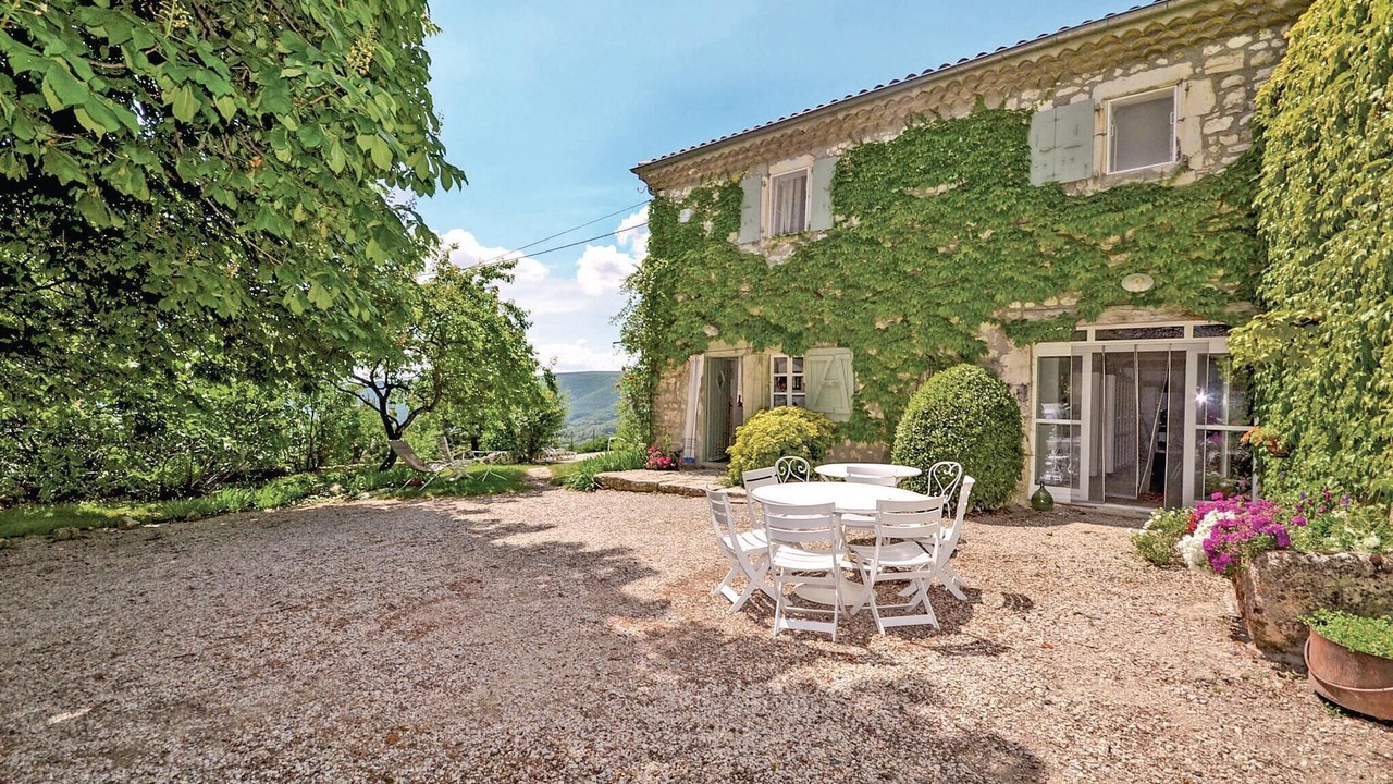 Photo of Others in Roynac