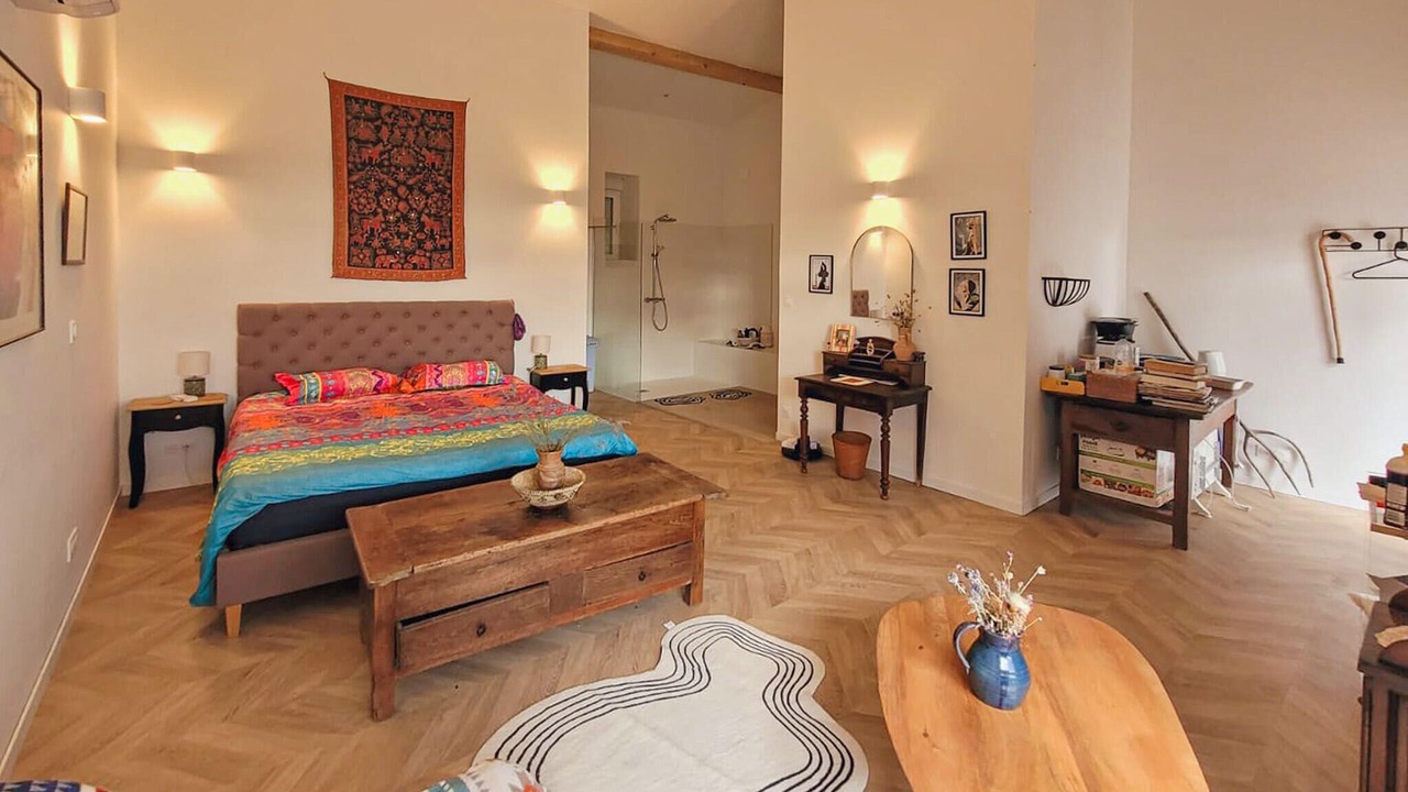 Photo of Others in Roynac