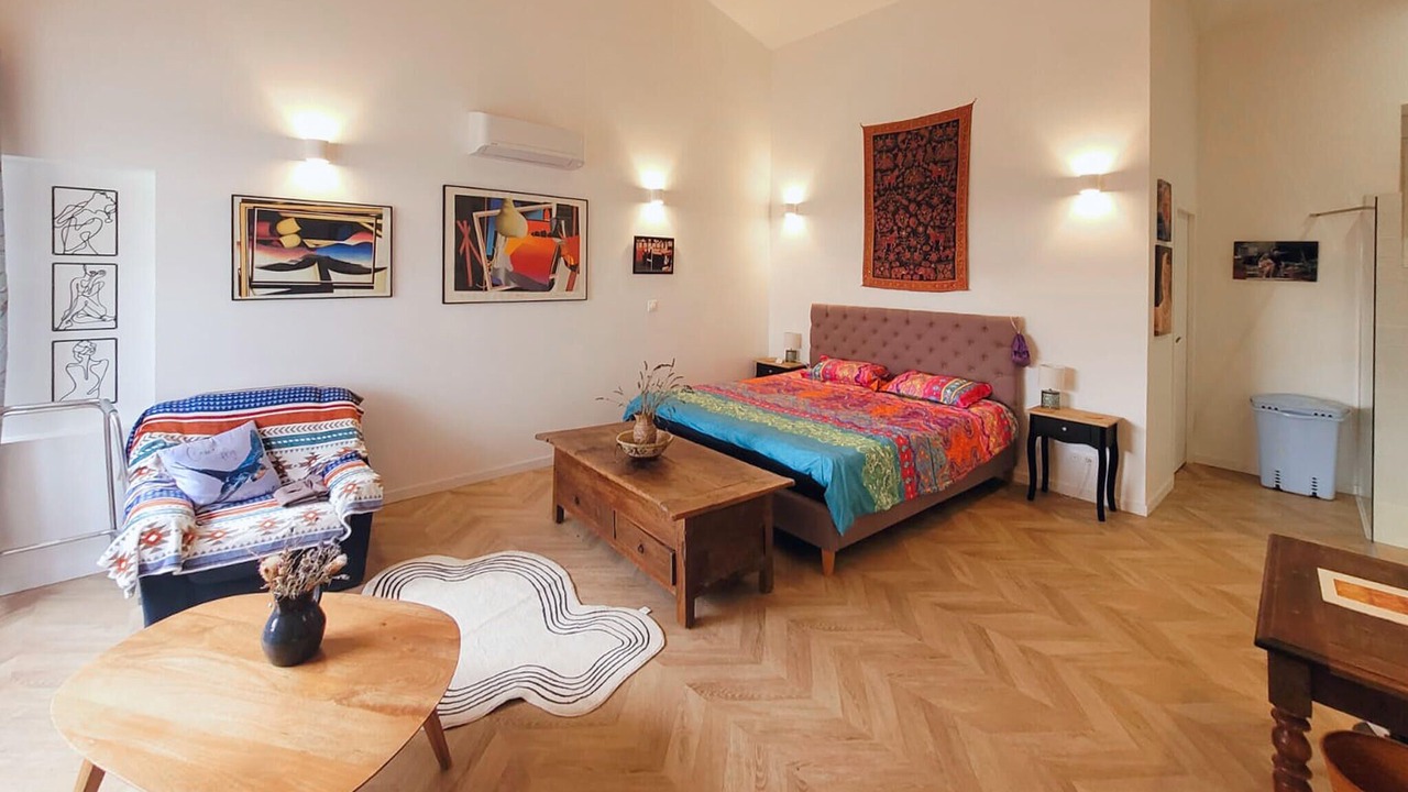 Photo of Others in Roynac