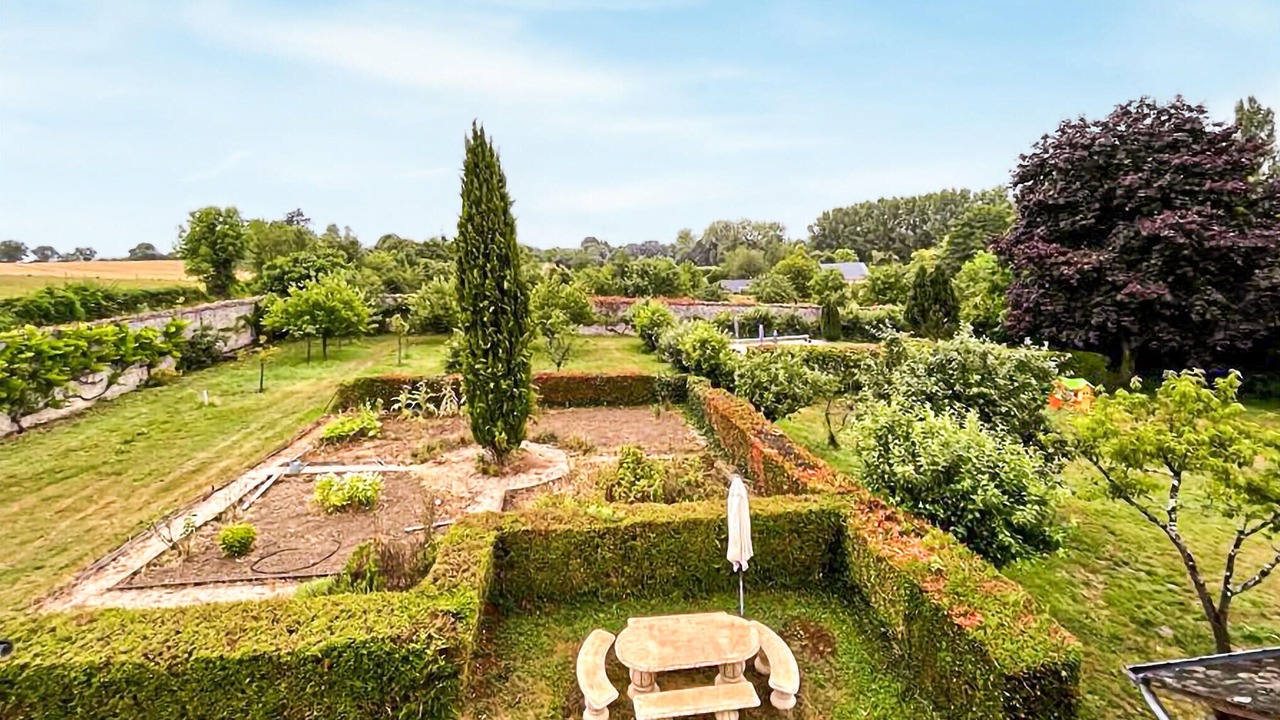 Photo of Bedroom in Bouere