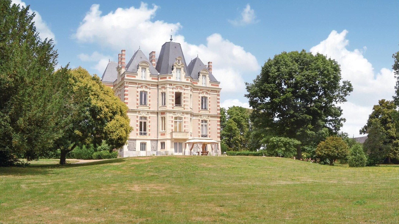 Photo of Others in Bouere