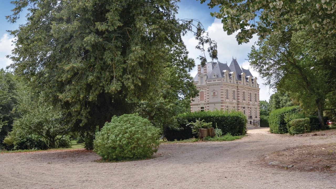 Photo of Others in Bouere