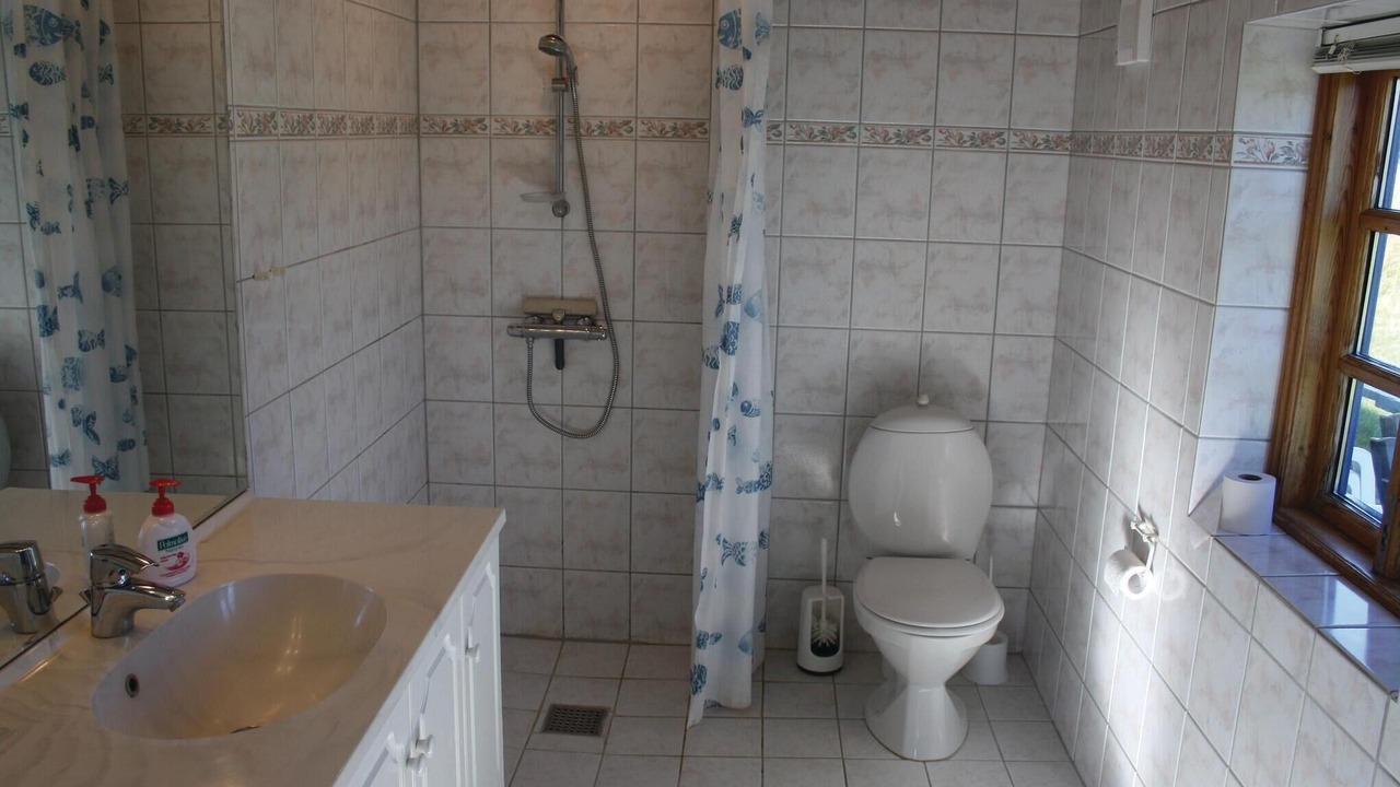 Photo of Bathroom in Vorupør