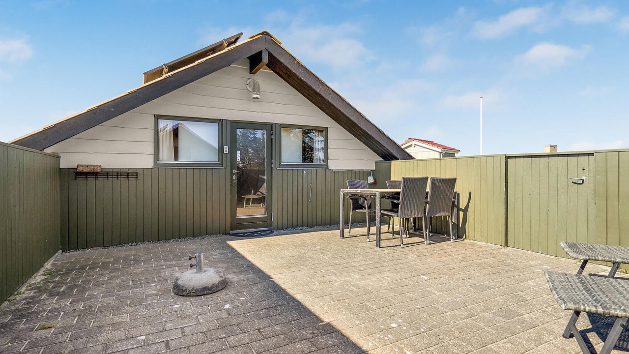 Photo of Others in Lakolk