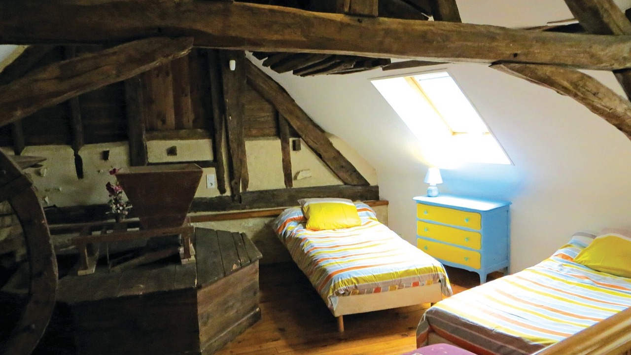 Photo of Others in Vernie