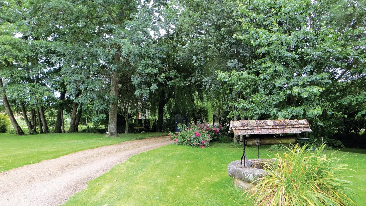 Photo of Others in Vernie