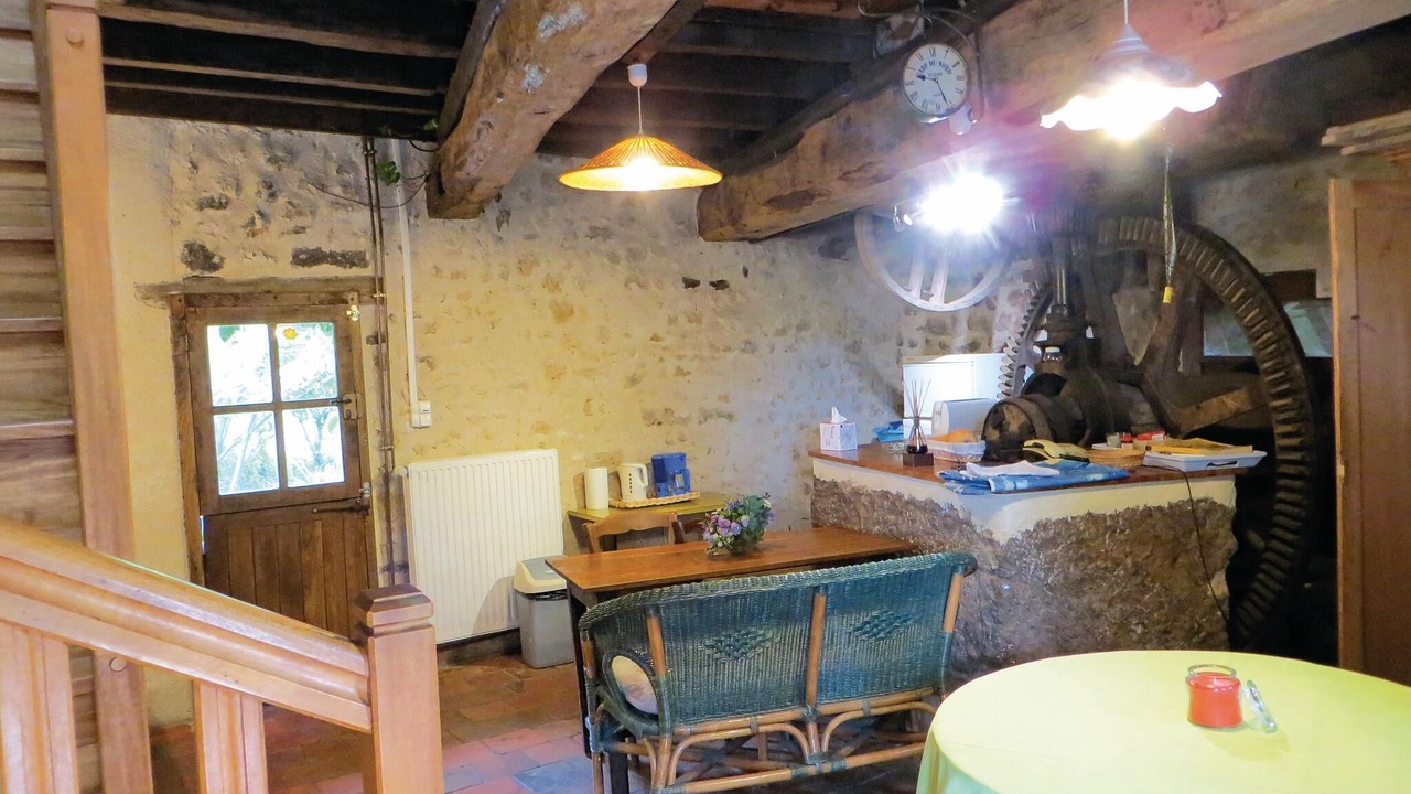 Photo of Others in Vernie