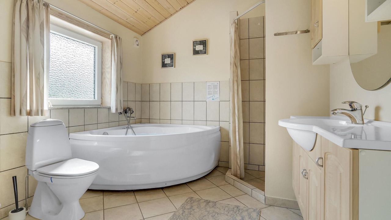 Photo of Bathroom in Bork Havn