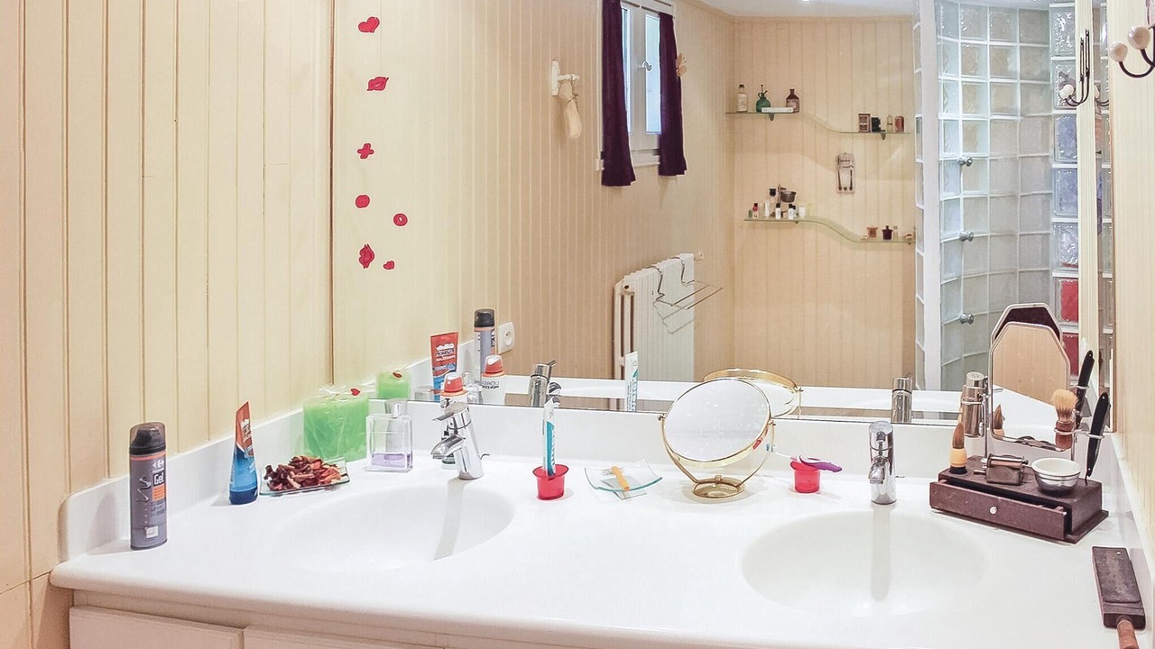 Photo of Bathroom in La Force