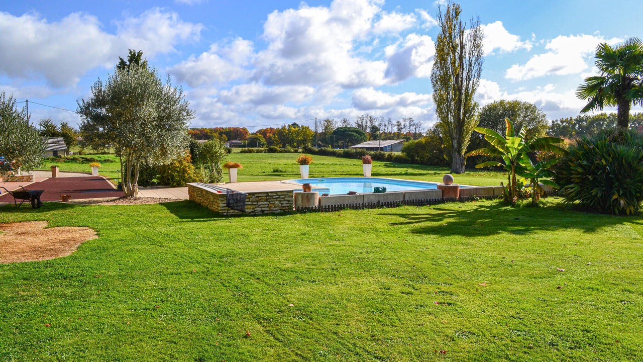 Photo of Outdoor in La Force