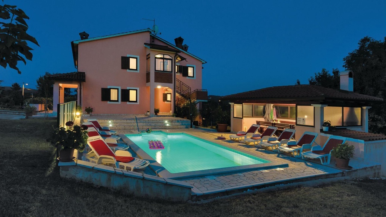 Photo of Outdoor in Vinez