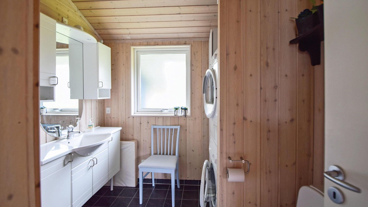 Photo of Bathroom in Pøt Strandby