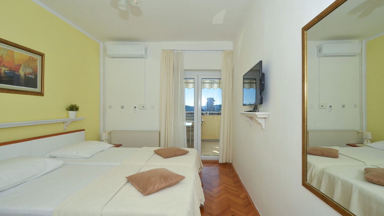 Photo of Bedroom in Okrug Gornji