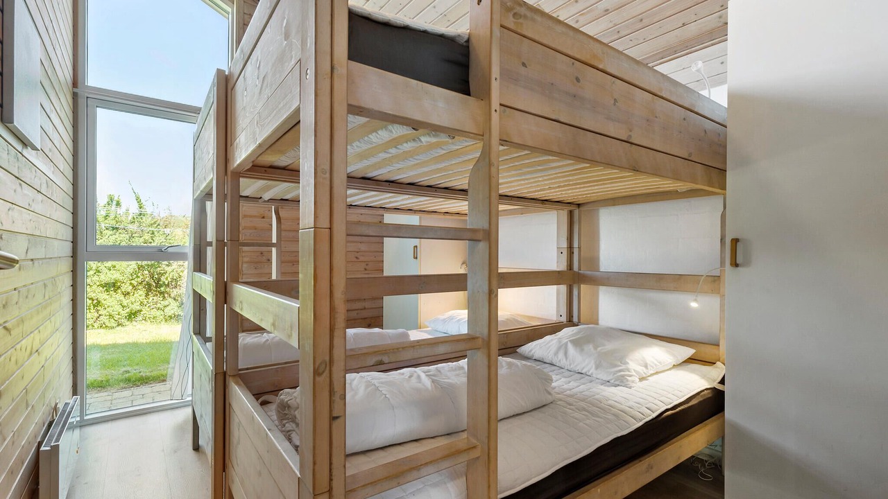 Photo of Others in Knebel