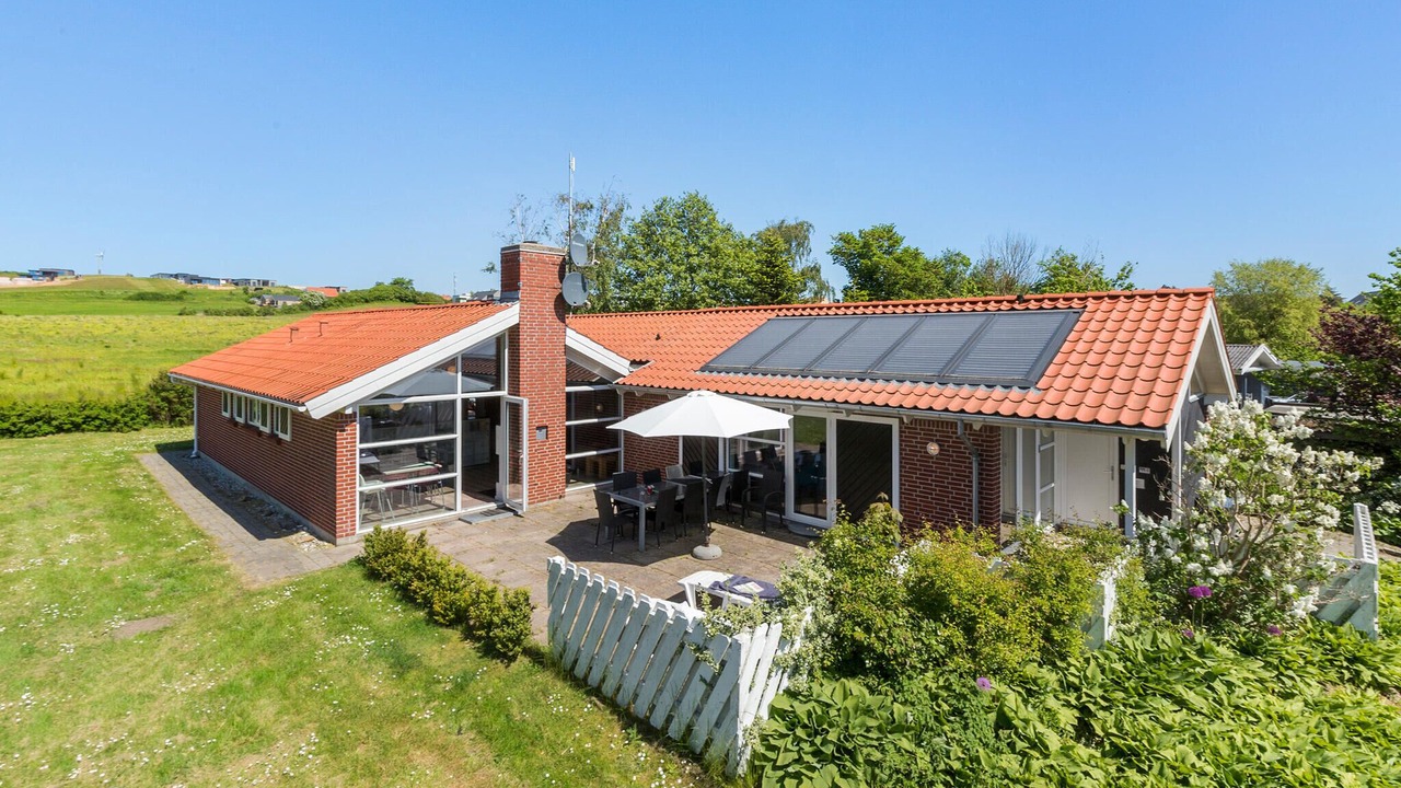 Photo of Others in Knebel