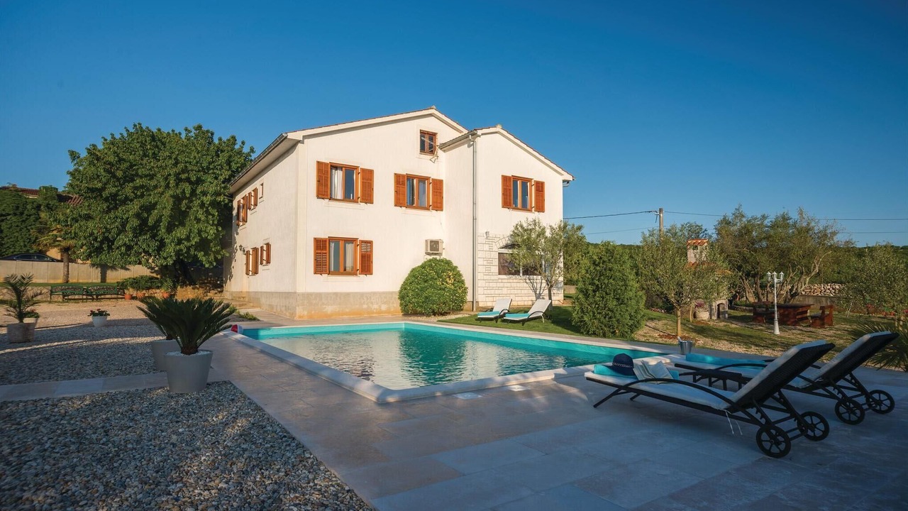 Photo of Outdoor in Brusici