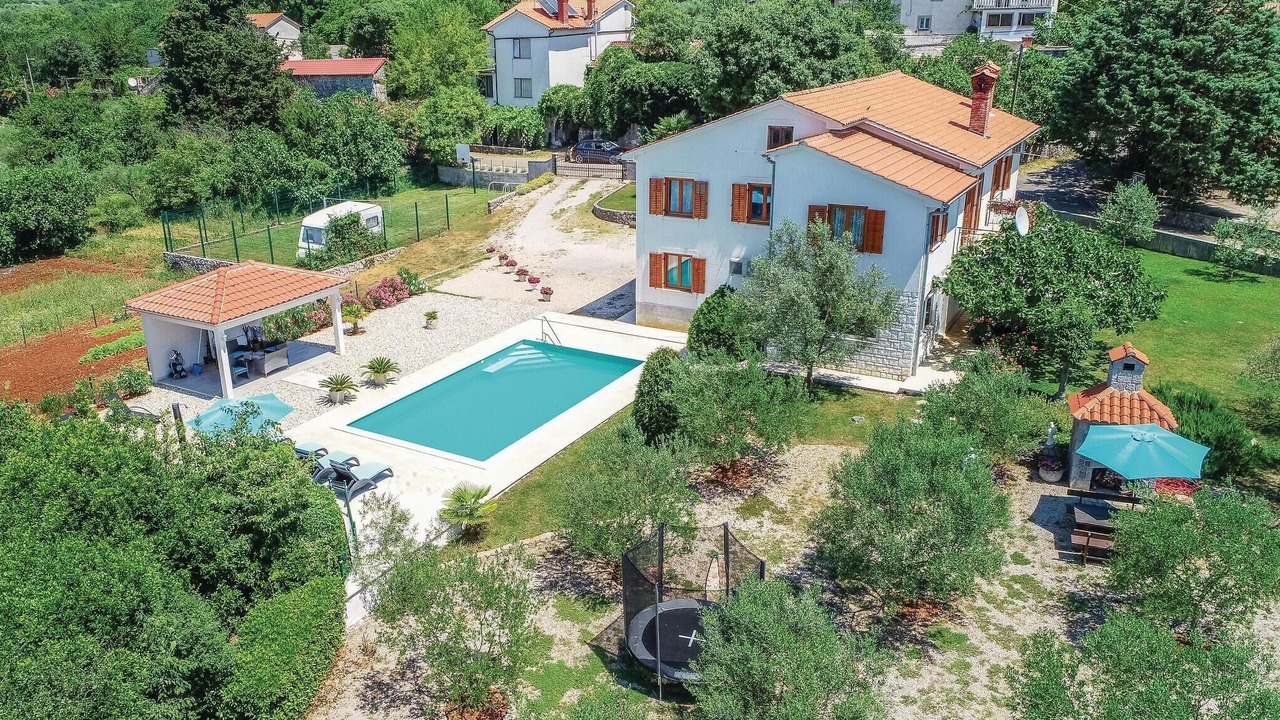 Photo of Outdoor in Brusici