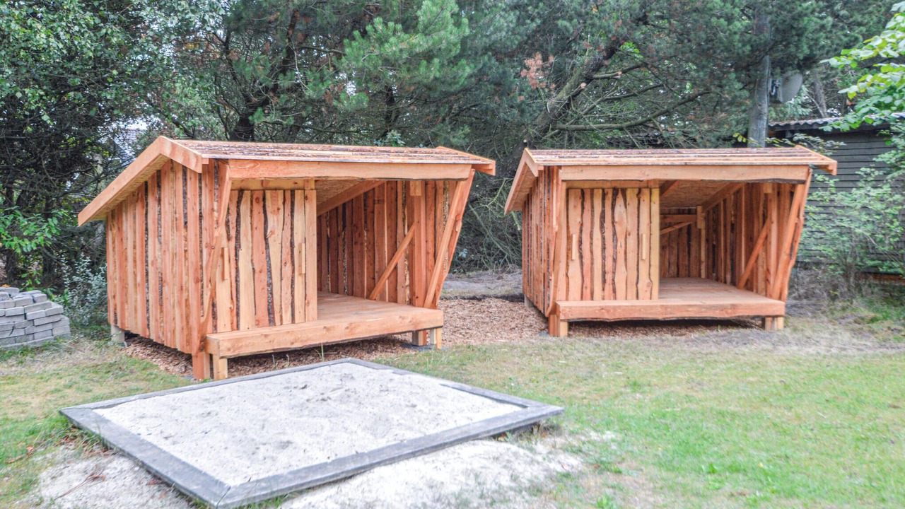 Photo of Others in Ho