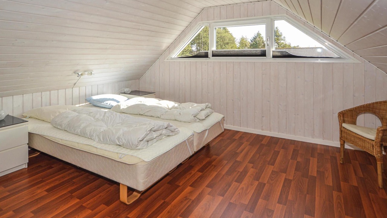 Photo of Others in Ho