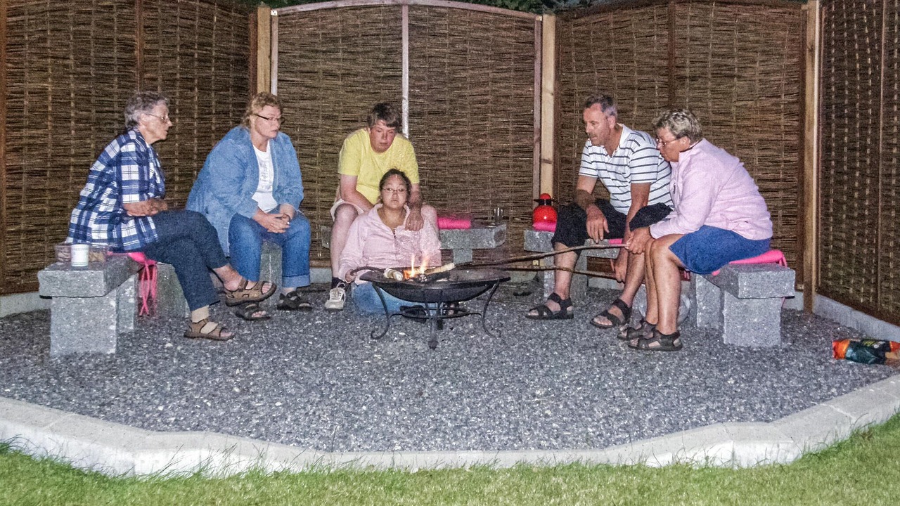 Photo of Others in Ho