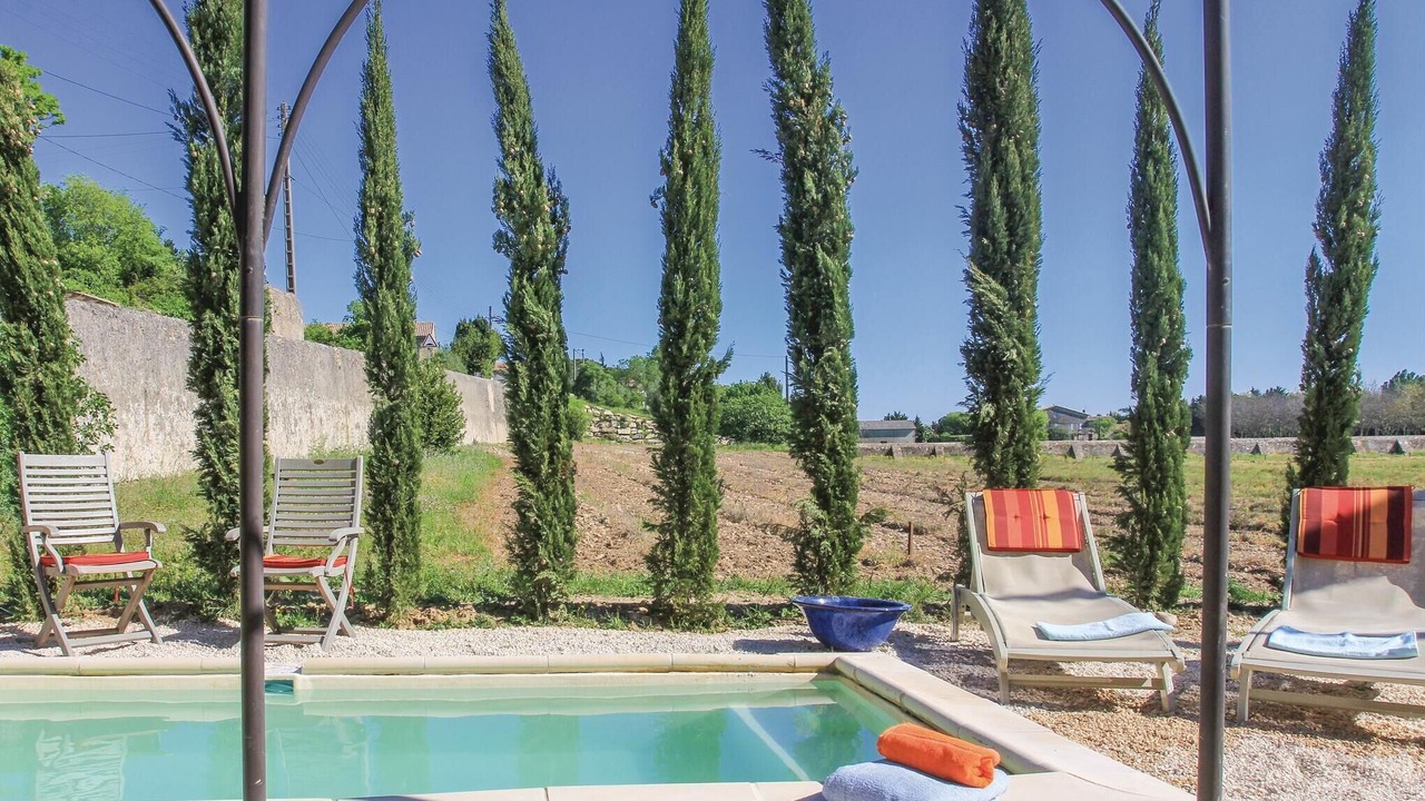 Photo of Outdoor in Pont-Saint-Esprit